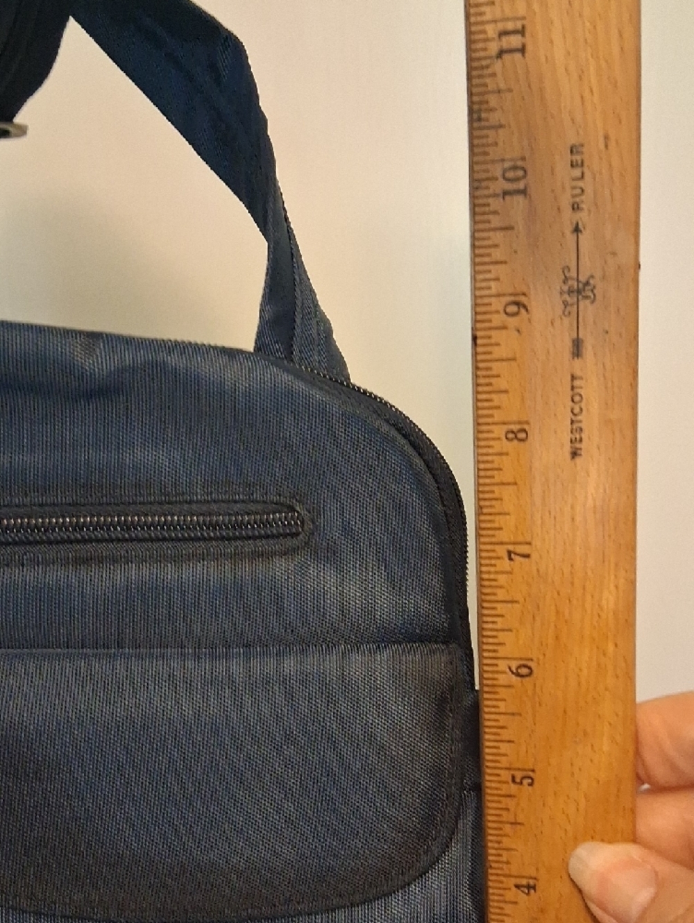 Travelon Navy Blue Crossbody Bag with Front Flap Pockets - Picture 5 of 10